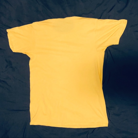 Cute retro yellow Canada T-shirt - Picture 3 of 5